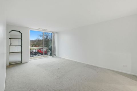 Tiny photo for 190 S Wood Dale Road #200, Wood Dale, IL 60191 (MLS # 12553998)