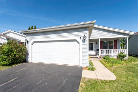 Tiny photo for 109 Hunter Court, Grayslake, IL 60030 (MLS # 12647021)