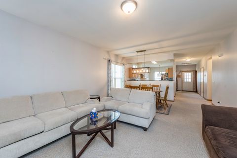 Tiny photo for 109 Hunter Court, Grayslake, IL 60030 (MLS # 12647021)