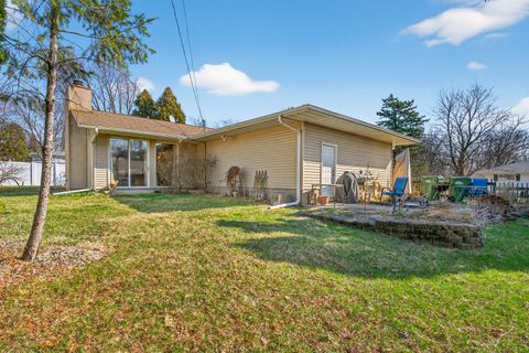 Tiny photo for 1334 7th Street NW, Clinton, IA 52372 (MLS # 12607252)