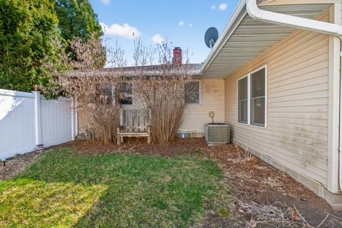 Tiny photo for 1334 7th Street NW, Clinton, IA 52372 (MLS # 12607252)