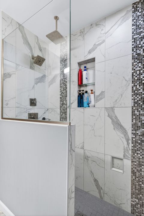 Tiny photo for 1334 7th Street NW, Clinton, IA 52372 (MLS # 12607252)