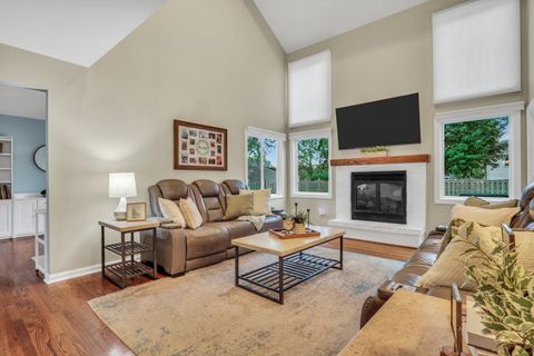 Tiny photo for 6183 OLD FARM Lane, Gurnee, IL 60031 (MLS # 12501384)