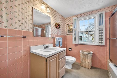 Tiny photo for 17 Sunset Road, Bloomington, IL 61701 (MLS # 12447024)