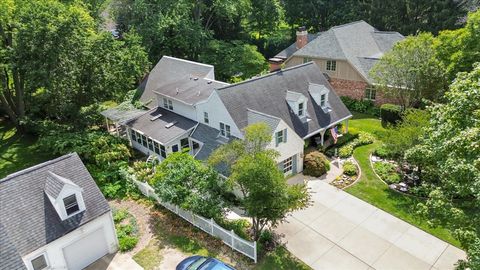 Tiny photo for 17 Sunset Road, Bloomington, IL 61701 (MLS # 12447024)