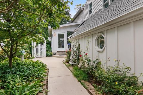 Tiny photo for 17 Sunset Road, Bloomington, IL 61701 (MLS # 12447024)