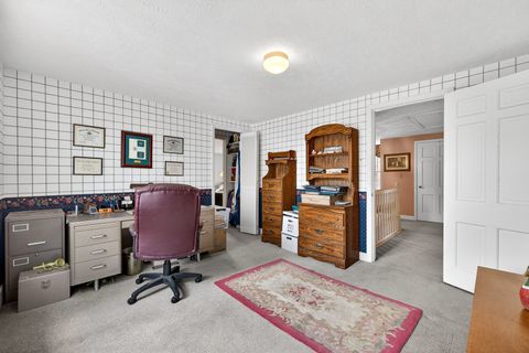 Tiny photo for 17 Sunset Road, Bloomington, IL 61701 (MLS # 12447024)