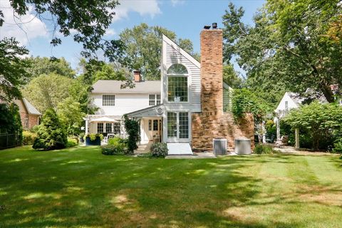 Tiny photo for 17 Sunset Road, Bloomington, IL 61701 (MLS # 12447024)