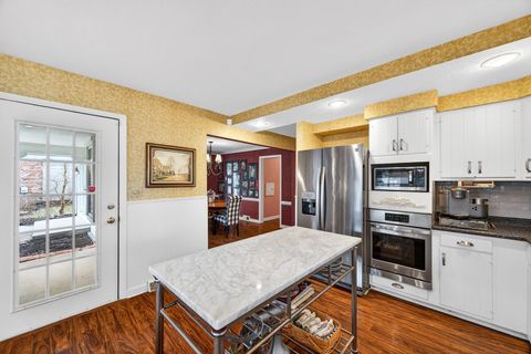 Tiny photo for 17 Sunset Road, Bloomington, IL 61701 (MLS # 12447024)