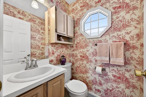 Tiny photo for 17 Sunset Road, Bloomington, IL 61701 (MLS # 12447024)