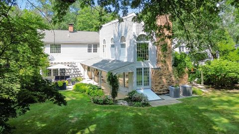 Tiny photo for 17 Sunset Road, Bloomington, IL 61701 (MLS # 12447024)