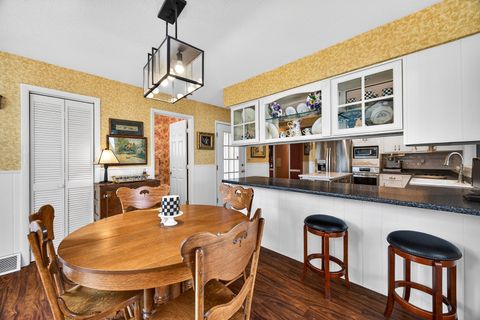 Tiny photo for 17 Sunset Road, Bloomington, IL 61701 (MLS # 12447024)