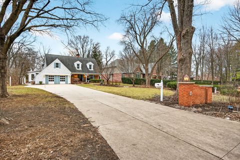 Tiny photo for 17 Sunset Road, Bloomington, IL 61701 (MLS # 12447024)