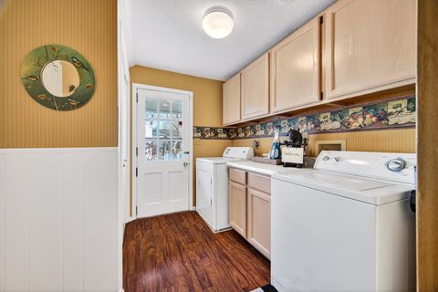 Tiny photo for 17 Sunset Road, Bloomington, IL 61701 (MLS # 12447024)