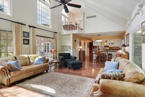 Tiny photo for 17 Sunset Road, Bloomington, IL 61701 (MLS # 12447024)