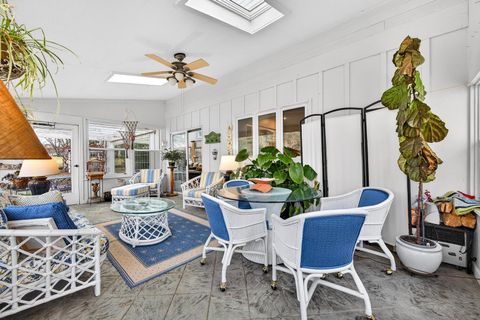 Tiny photo for 17 Sunset Road, Bloomington, IL 61701 (MLS # 12447024)