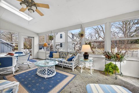 Tiny photo for 17 Sunset Road, Bloomington, IL 61701 (MLS # 12447024)