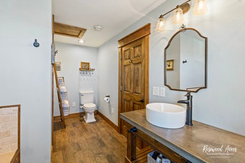 Tiny photo for 104 W Cottage Street, Sheldon, IL 60966 (MLS # 12501595)