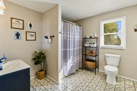 Tiny photo for 104 W Cottage Street, Sheldon, IL 60966 (MLS # 12501595)