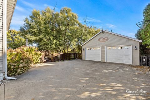 Tiny photo for 104 W Cottage Street, Sheldon, IL 60966 (MLS # 12501595)