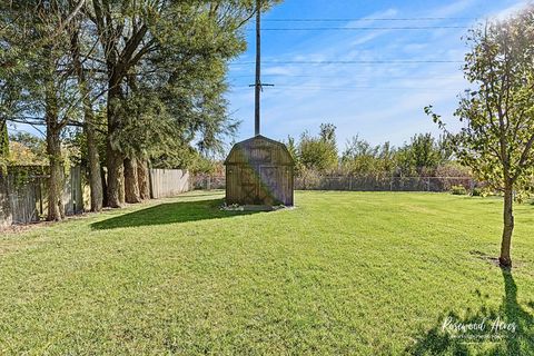 Tiny photo for 104 W Cottage Street, Sheldon, IL 60966 (MLS # 12501595)