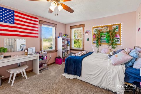 Tiny photo for 104 W Cottage Street, Sheldon, IL 60966 (MLS # 12501595)