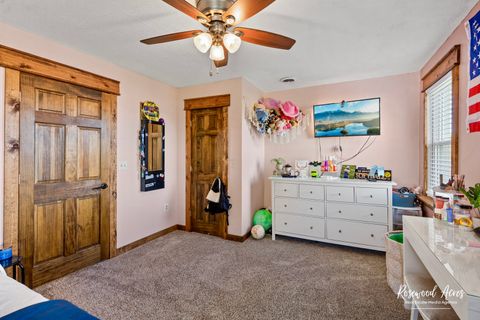 Tiny photo for 104 W Cottage Street, Sheldon, IL 60966 (MLS # 12501595)