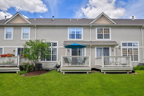 Tiny photo for 395 Vaughn Circle, Aurora, IL 60502 (MLS # 12688655)