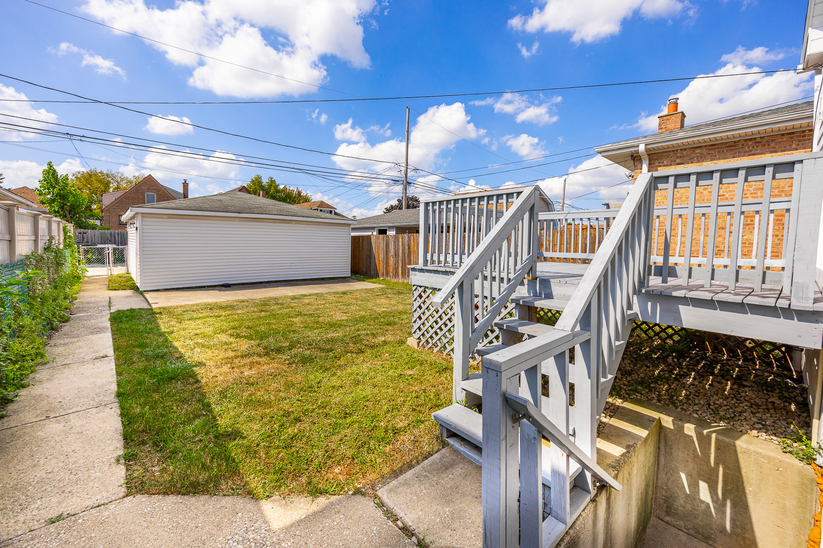 6152 S Austin Avenue