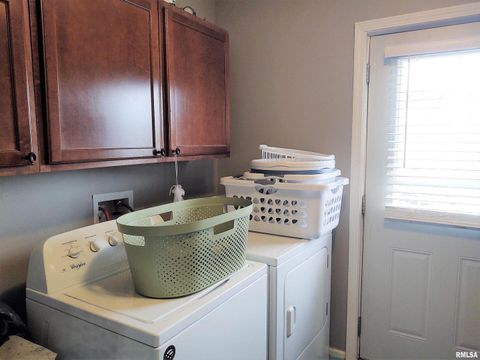 Tiny photo for 1470 Old Bloomfield Road, Vienna, IL 62995 (MLS # EB460639)