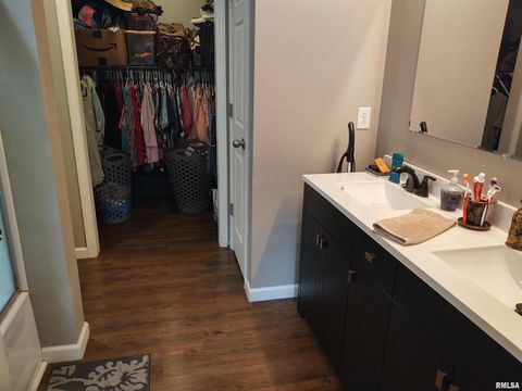 Tiny photo for 1470 Old Bloomfield Road, Vienna, IL 62995 (MLS # EB460639)