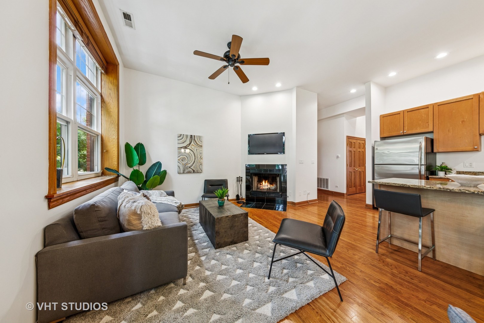 1801 W Thomas Street 13