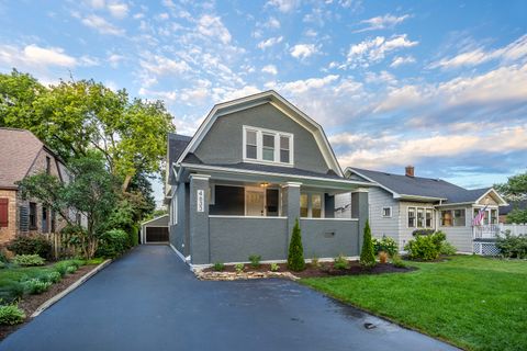 Tiny photo for 4633 Wolf Road, Western Springs, IL 60558 (MLS # 12672655)