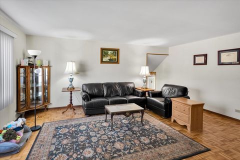 Tiny photo for 2914 Sheridan Drive, Woodridge, IL 60517 (MLS # 12605110)