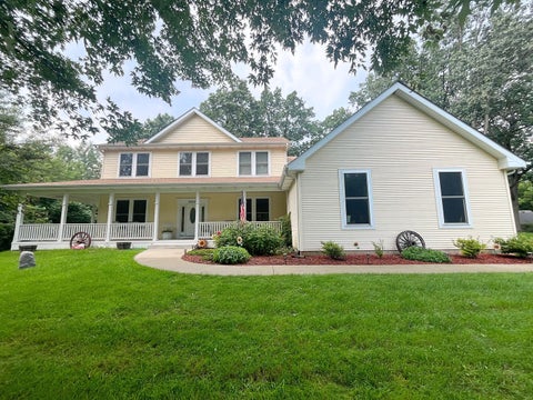 Tiny photo for 39226 N Rangers Way, Antioch, IL 60002 (MLS # 12739296)