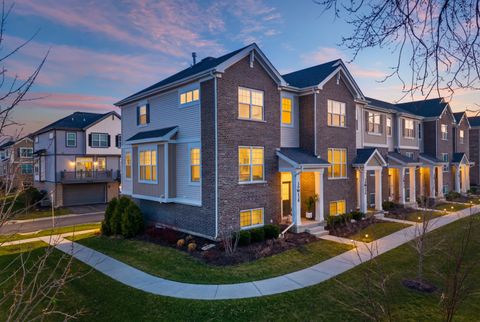 Property photo of 30w130 Wheeler Circle, Warrenville, IL 60563