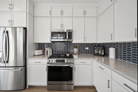 Tiny photo for 30W130 Wheeler Circle, Warrenville, IL 60563 (MLS # 12626201)
