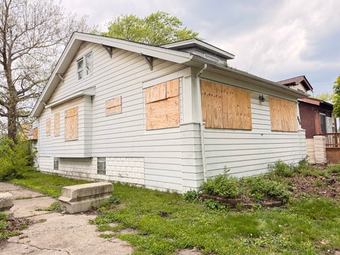 Tiny photo for 600 Ingraham Avenue, Calumet City, IL 60409 (MLS # 12789680)