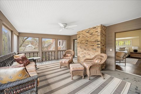 Tiny photo for 2448 Lincolnwood Drive, Evanston, IL 60201 (MLS # 12618098)