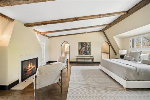 Tiny photo for 2448 Lincolnwood Drive, Evanston, IL 60201 (MLS # 12618098)