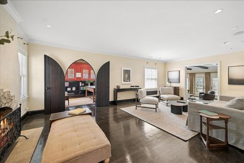 Tiny photo for 2448 Lincolnwood Drive, Evanston, IL 60201 (MLS # 12618098)