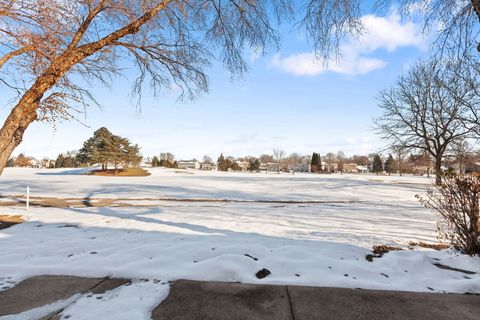 Tiny photo for 1415 Fairway Drive, Glendale Heights, IL 60139 (MLS # 12532650)