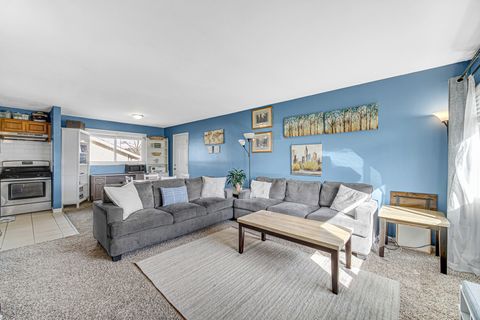 Tiny photo for 310 Maricopa Lane, Hoffman Estates, IL 60169 (MLS # 12663631)