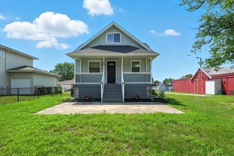 Tiny photo for 1890 182nd Place, Lansing, IL 60438 (MLS # 12493889)