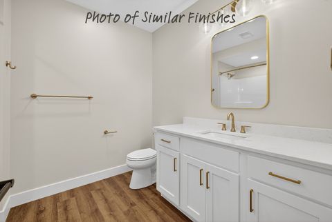 Tiny photo for 208 N 15th Street, Le Claire, IA 52753 (MLS # 12622061)