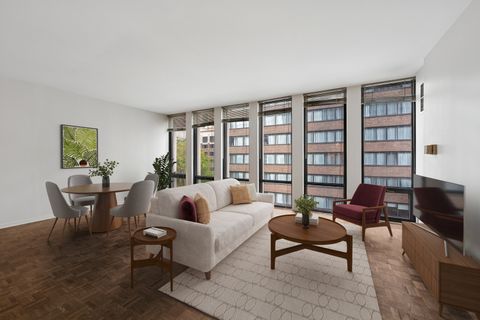 Tiny photo for Chicago, IL 60611 (MLS # 12511074)