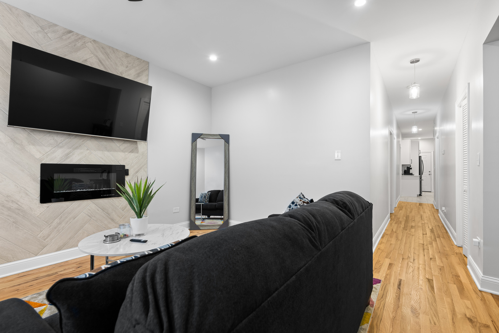 6112 S Vernon Avenue