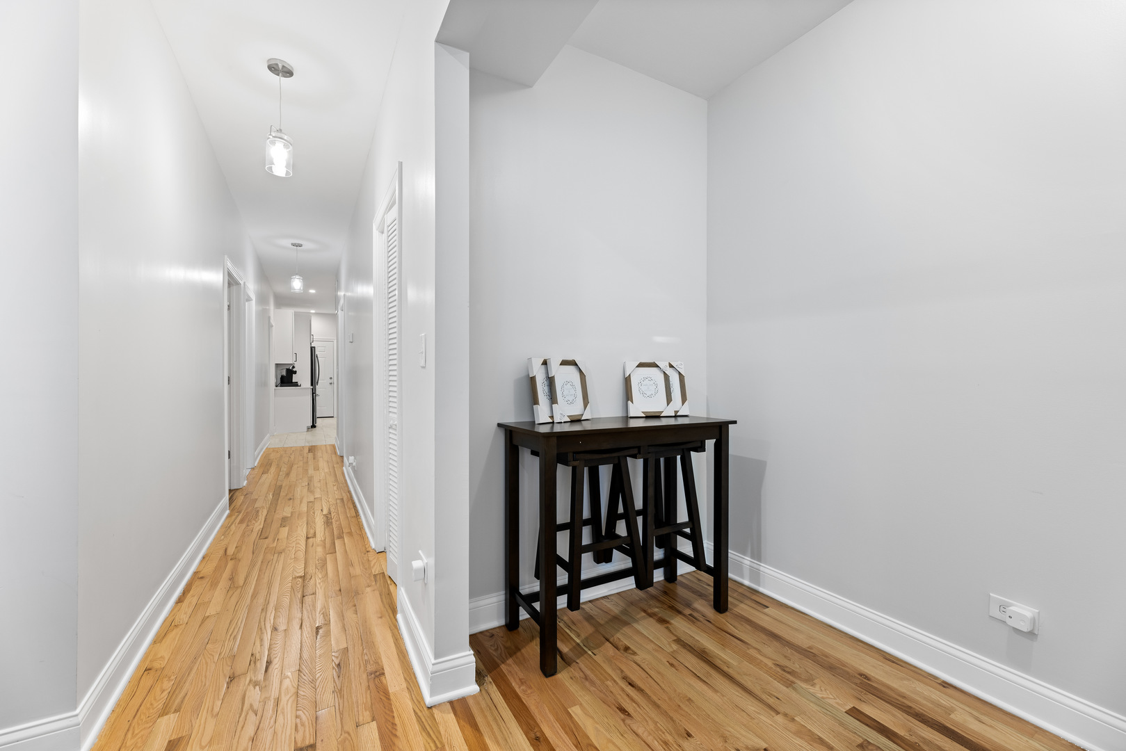 6112 S Vernon Avenue