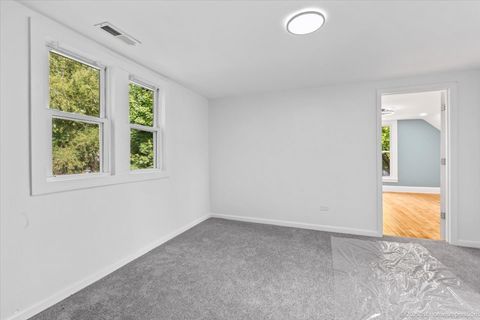 Tiny photo for 2745 Desplaines Street, Blue Island, IL 60406 (MLS # 12481909)