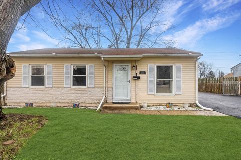 335 Macon Avenue Romeoville IL 60446
